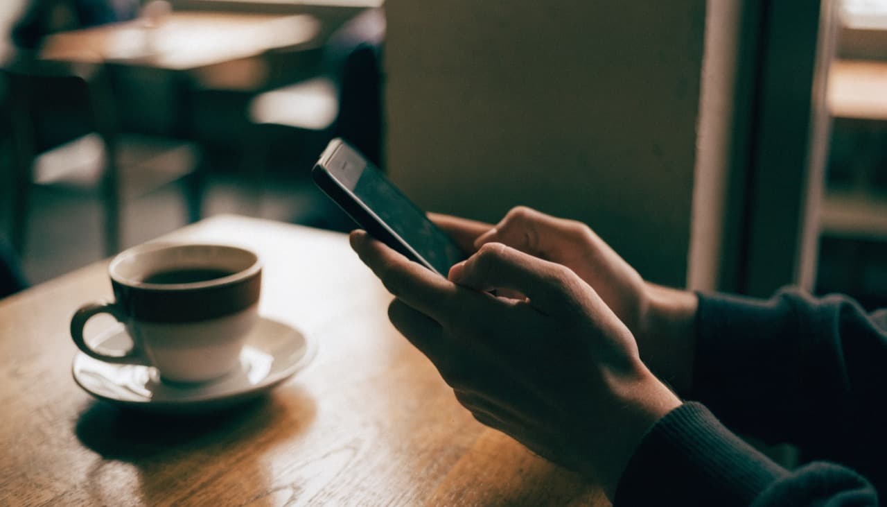 Mobile optimization: why the phone decides your sales